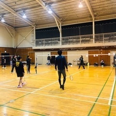 バドミントンのメンバーを募集しています！ - スポーツ