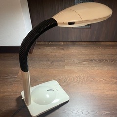 決まりました☆ HITACHI 蛍光灯卓上スタンドの画像