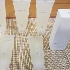 フリルクリアゲルクレンズ