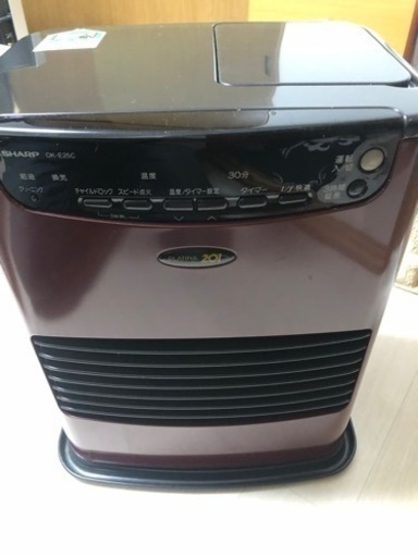 ファンヒーター！　全然使っていないので、まだまだ使えると思います。