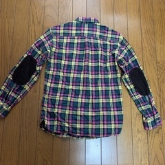 チェックシャツの画像