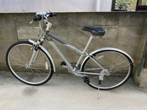 【美車】自転車　クロスバイク　GIANT ジャイアント