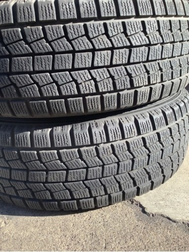 値下げしました　スタッドレスタイヤ　195/65R15