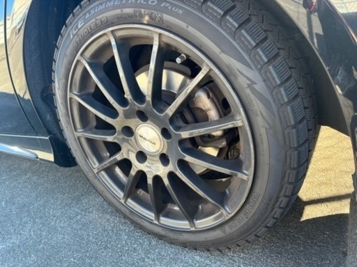 ピレリ スタッドレスタイヤ アルミホイール4本セット