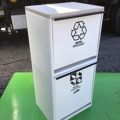 引き渡し決定！ダストボックス　２段　白