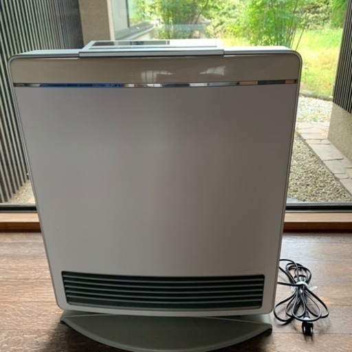 ガスファンヒーター