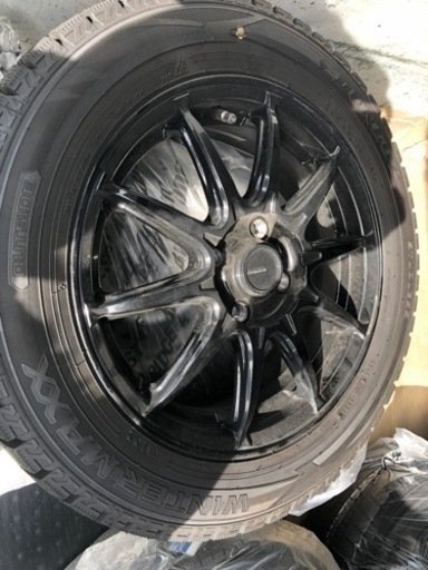 値下げしました　ほぼ未使用185 60R15 アルミ付きスタッドレス4本セット