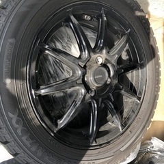 値下げしました　ほぼ未使用185 60R15 アルミ付きスタッドレス4本セット