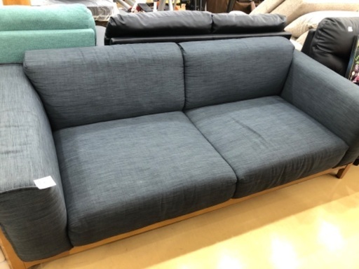 3人掛けソファー　ニトリ