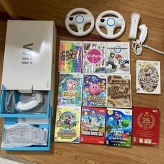 【超美品】Wii 本体・リモコン×2・ヌンチャク×2・ハンドル×...