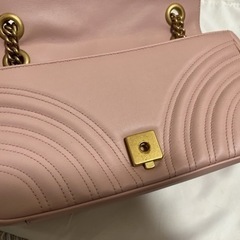 GUCCI マーモント　ショルダーバッグ　ピンクの画像