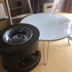 トヨトミホームヒーター&テーブル