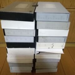 VHS　ビデオテープ約50本　使用済　経年保管　ケース傷み汚れケ...