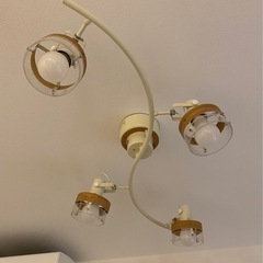 【受付終了】天井照明シーリングライト4灯リモコン付の画像