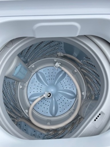 2022年製　使用３ヶ月　ハイセンス　洗濯機　HW-K45E 