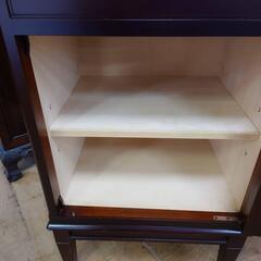 【愛品倶楽部柏店】神戸元町家具　メープル不二家　サイドキャビネットの画像