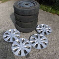 中古タイヤ・ホイール4本　１４インチ　155/65/R14 旧型...