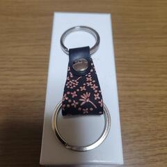 新品⭐未使用⭐印伝キー⭐チャームの画像