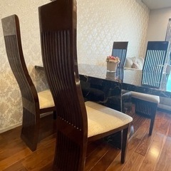 ダイニング＆椅子四脚の画像