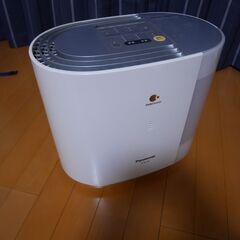 パナソニック2013年　綺麗　加湿器　気化式　静音　木造8畳　マンション13畳位の画像