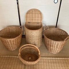 カゴ（バスケット）1500円の画像