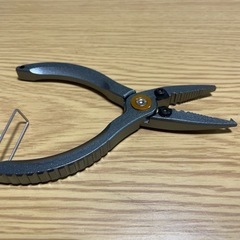 フィッシングプライヤー ラインカッター付の画像