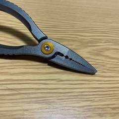 フィッシングプライヤー ラインカッター付の画像