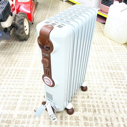 5/8【ジモティ特別価格】デロンギ/DeLonghi オイルヒーター JR0812-BR 暖房 家電①