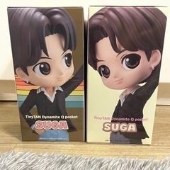 BTS （suga シュガ）TinyTANＱposket ABカラー2体セット【値下げ交渉可】の画像