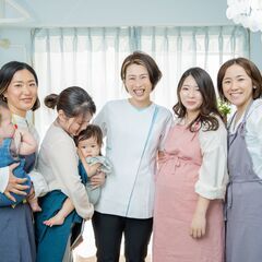 ママ向けの託児付き骨盤ケアサロンMom’s Ajitoの託児スタッフ募集中ですの画像
