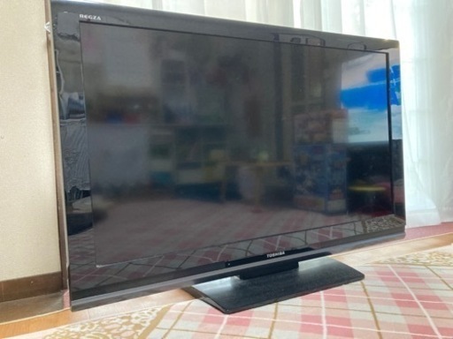 東芝　40インチ液晶テレビ