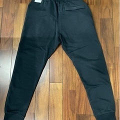 新品未使用　NIKE ナイキ　スウェットパンツ　黒　Sサイズの画像