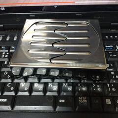 ステンレス製のストーブ　大サイズの画像