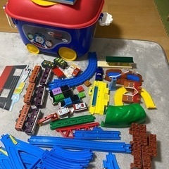 トーマスボックス付きプラレールセット
