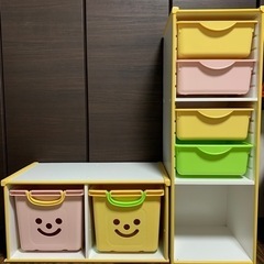 おもちゃ　収納箱
