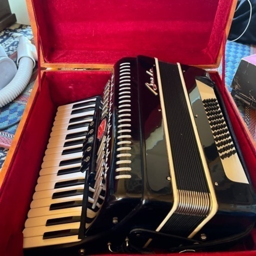 アコーディオン