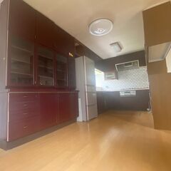 南区老司１丁目にある、南、東、西が道路の綺麗な長方形の整形地50坪の販売です。戸建をそのまま利用していただいても結構です。ご興味ある方は、ご連絡をお待ちしております。 − 福岡県