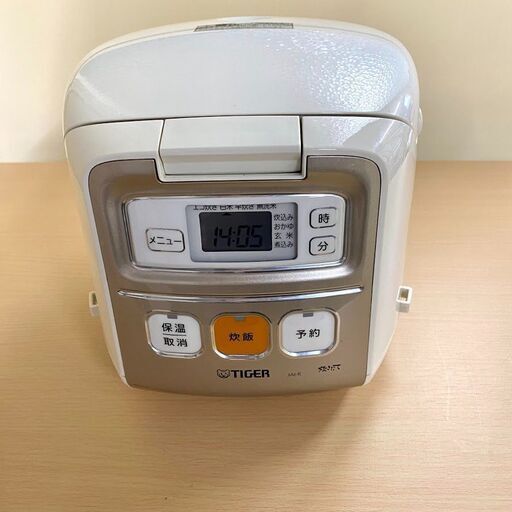 《値下げしました》TIGERマイコン炊飯ジャー【JAI-R550】