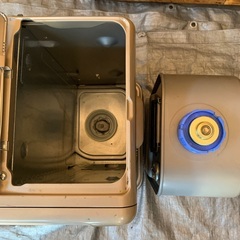 ダイニチ　ＦＷ－４５２Ｌ【１２畳〜１６畳】０６年製【動作確認済】※配線が一部剥き出しになっています。の画像