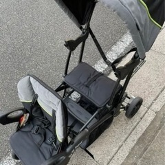 シットアンドスタンドダブル / 2人乗りベビーカー