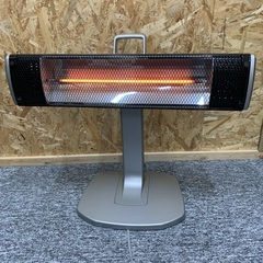 【お取引中】本格遠赤外線カーボン速暖ヒーター【トヨトミ】速暖遠赤外線電気ストーブEMH-80　年式不明の画像
