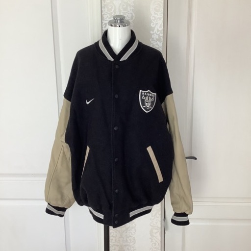 アメリカで購入　スタジャン