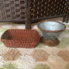 カゴと花器