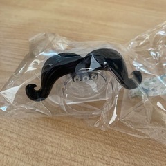 ひげ　おしゃぶり　2種類