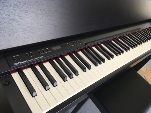 九州エリア配送可能！e52  ROLAND F-140R 2015年製 電子ピアノ ローランド