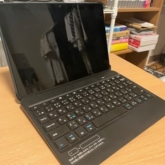 (お取引相手決定！！)FIRE HD 10 PLUS タブレット & キーボード付きカバーの画像