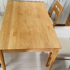 ダイニングテーブル
