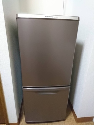 冷蔵庫　Panasonic NR-B149W（2017年製）