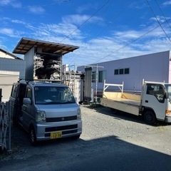 建築塗装工、足場、断熱ウレタンフォームの画像