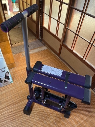 フイットレス　トレーニングマシン